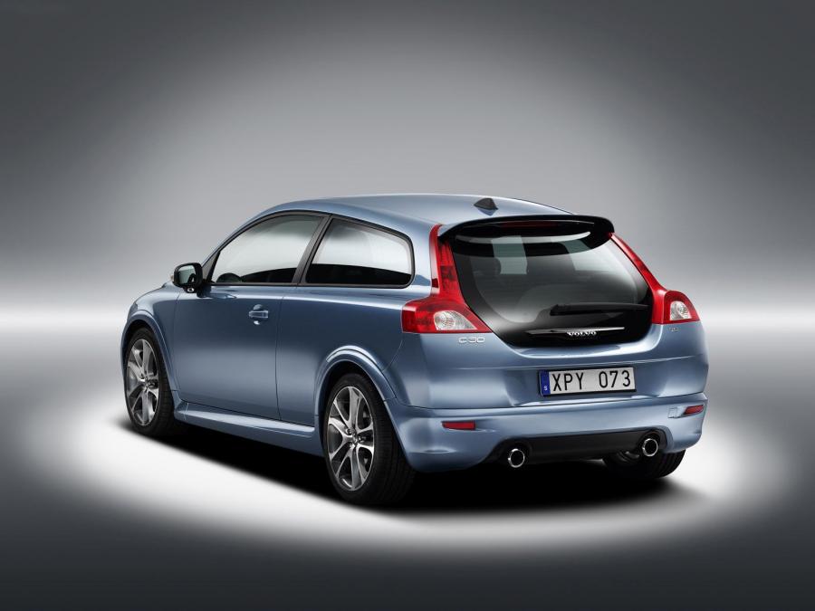  Volvo C30 SE Sport 2006 года  (фото 2 из 11)